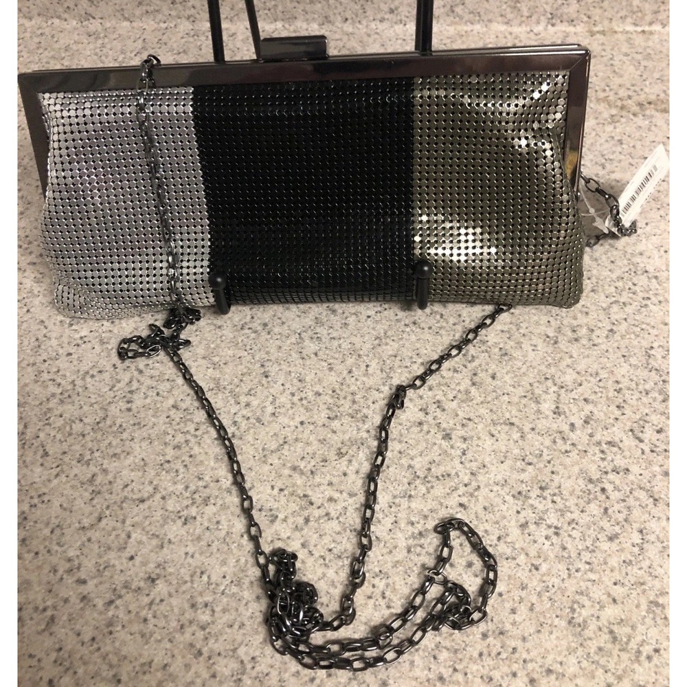 Women's Mundi Silver And Black Patterned Frame Clutch W/ Drop In Chain Link Bag